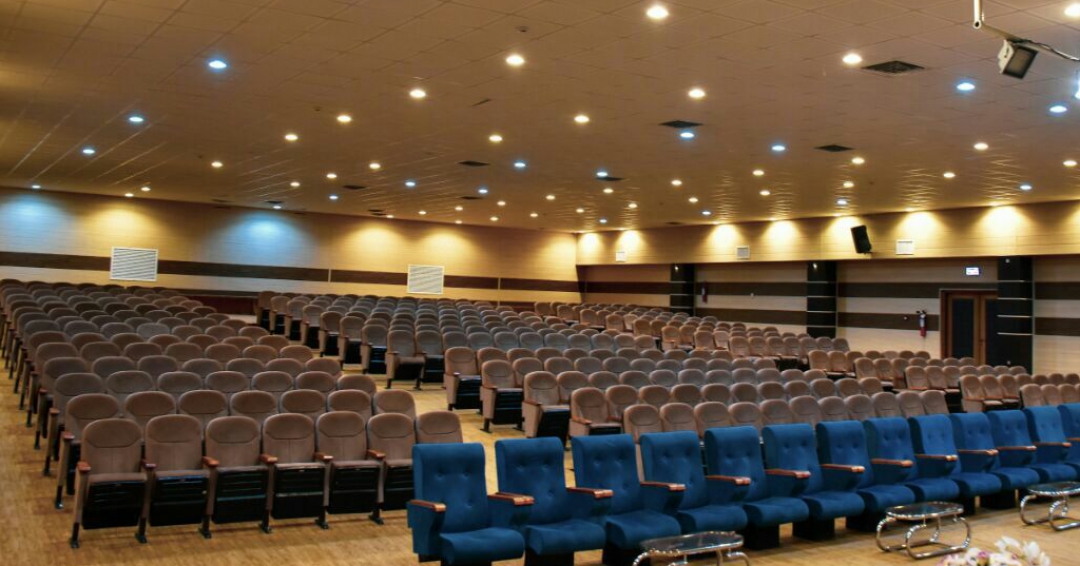 سالن همایش شهید حاتمی